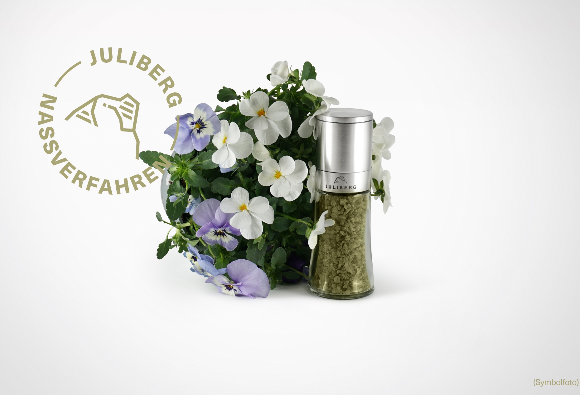 Bärlauchsalz mit Bio Chili Design Premium - Symbolfoto mit Blumen
